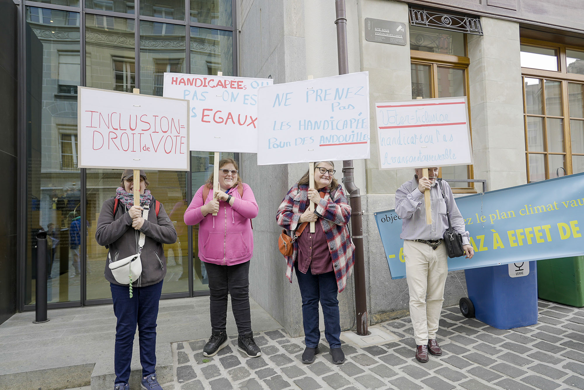 Votations cantonales du 30 novembre 2025  